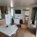 Mobile Homes Suha Punta 펜션 Kampor