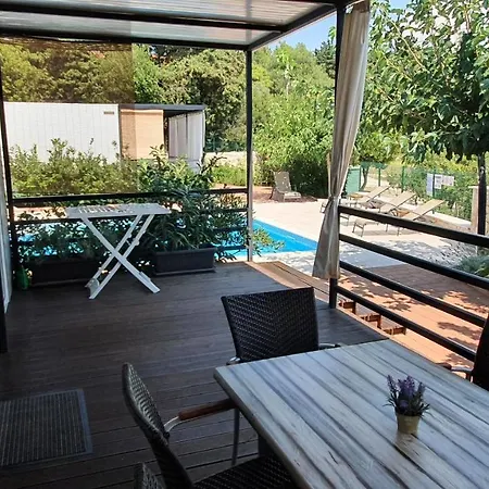 Mobile Homes Suha Punta *