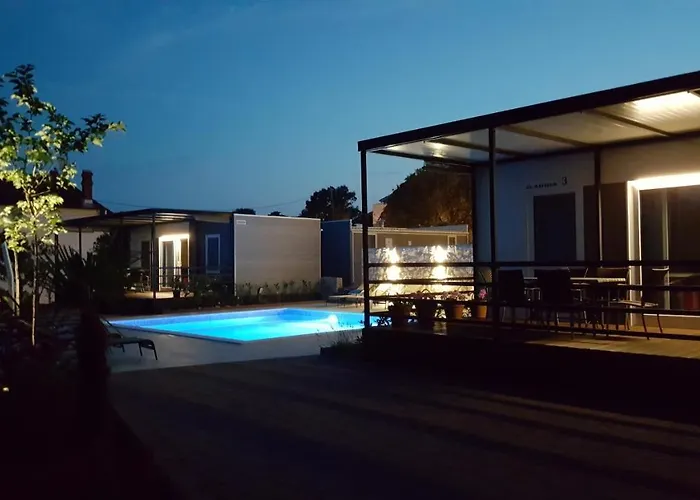 Dom wakacyjny Mobile Homes Suha Punta *